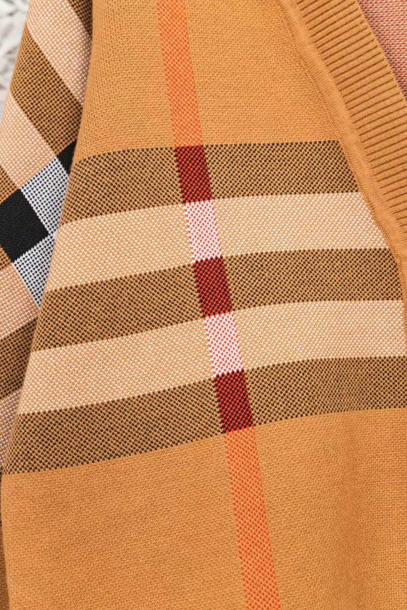 Burberry Sweaters